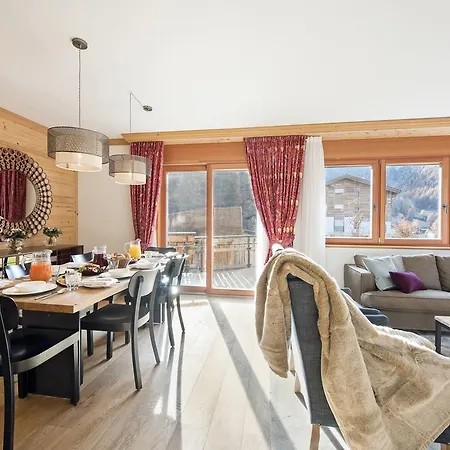 Shalimar Apartment *